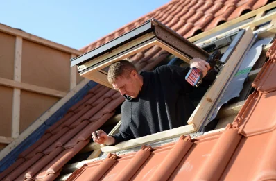Pose de fenêtres de toit Velux à Saint-Léger-sous-Margerie